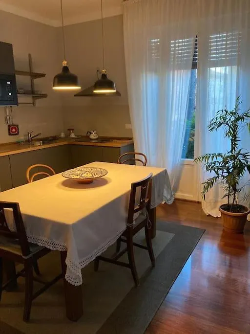 Tessitori 5L - Elegant Central Apartment Bologna Italy